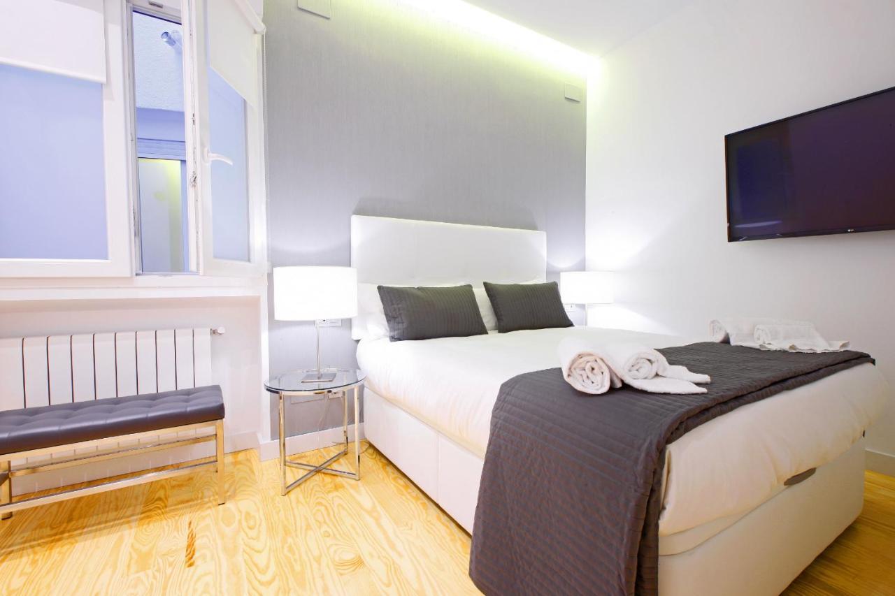 Plaza Mayor Suite Madri Exterior foto